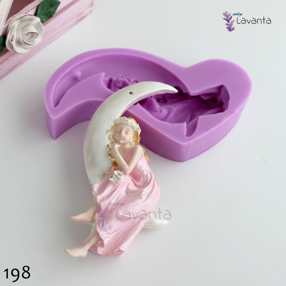 Ayda Uyuyan Prenses Kız Silikon Kalıbı