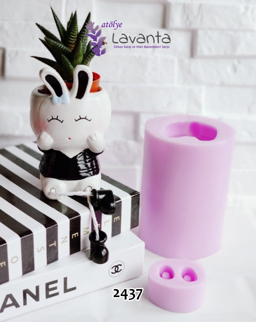 Kurdeleli Tavşan Saksı Kalıbı