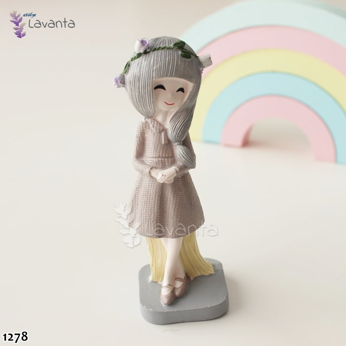 Çiçek Taçlı Kızlar Kalıbı