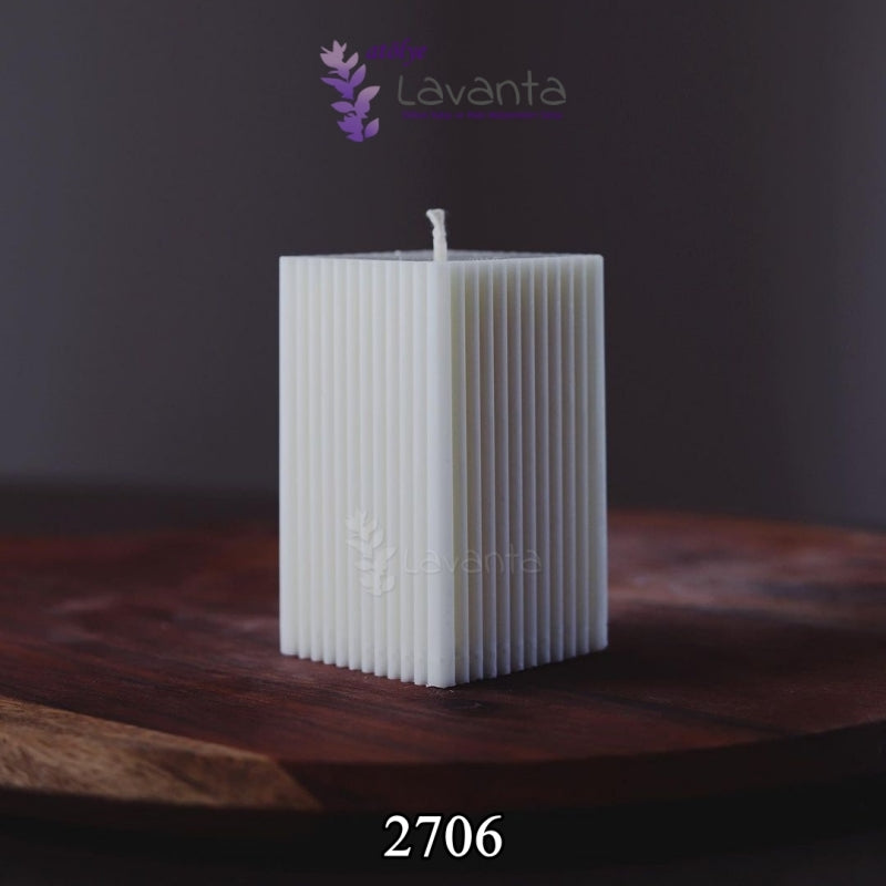 Çizgili Kare Mum Kalıbı