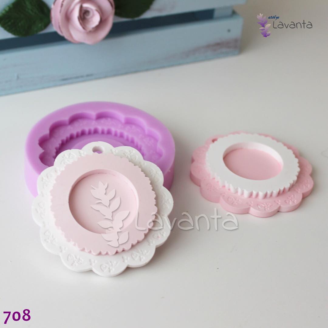 İşlemeli Yuvarlak Tabanlık Silikon Kalıbı