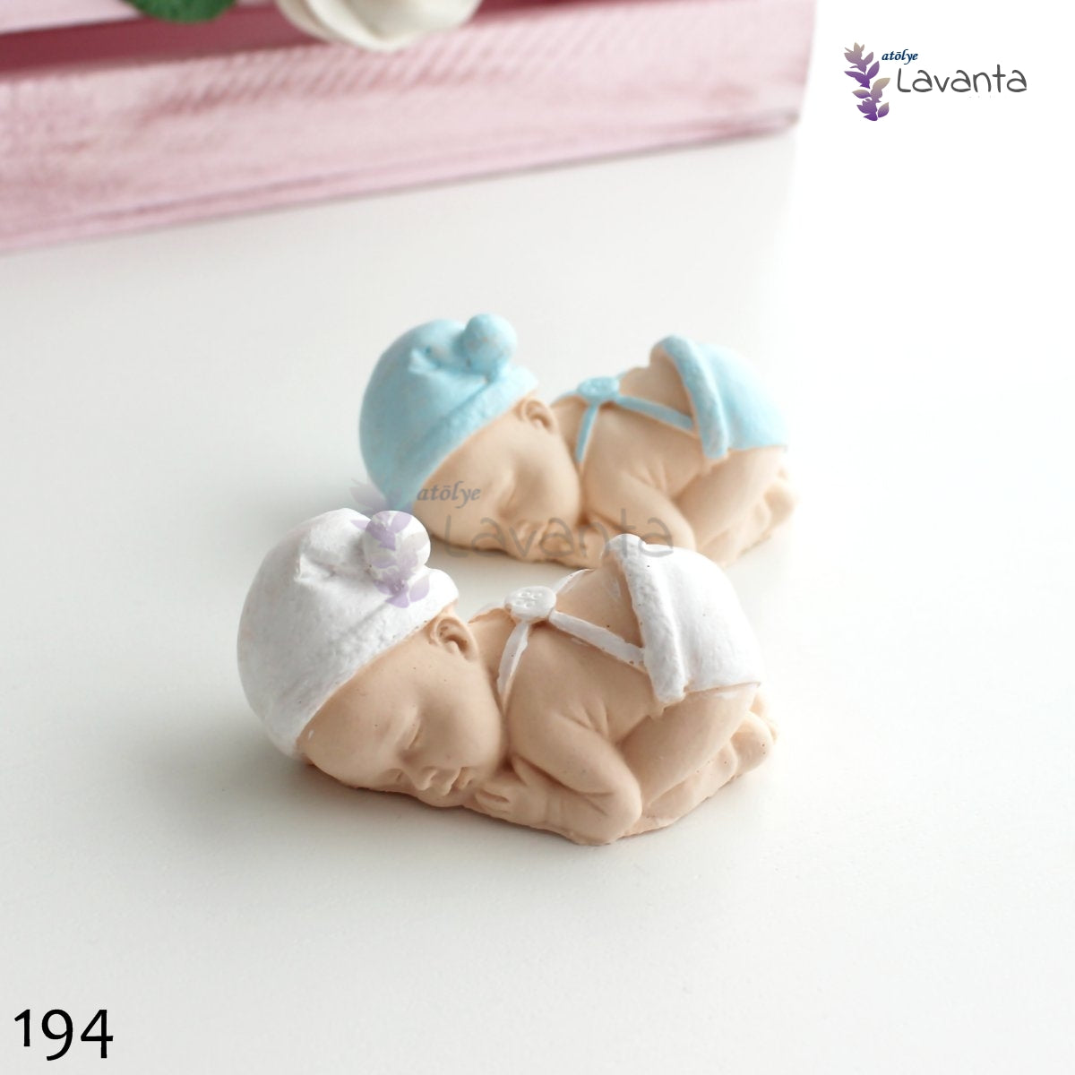 Yüzüstü Yatan Erkek Bebek Silikon Kalıbı