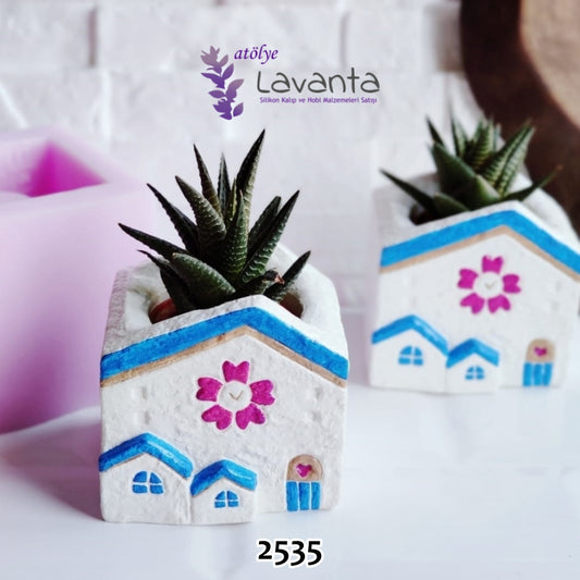 Alaçatı Ev Saksı Kalıbı