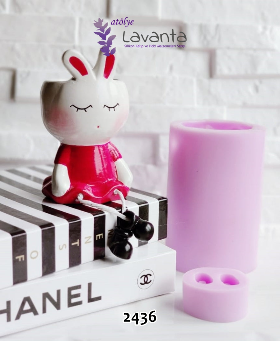 Etekli Tavşan Saksı Kalıbı