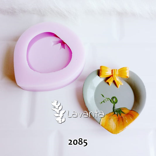 Fiyonklu Kalp Tabak Kalıbı