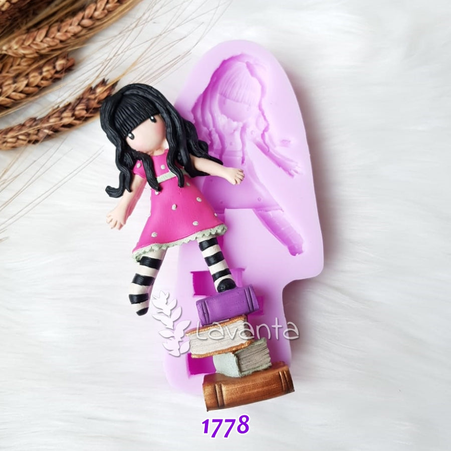 Kitap Üstünde Gorjuss Kız Silikon Kalıbı