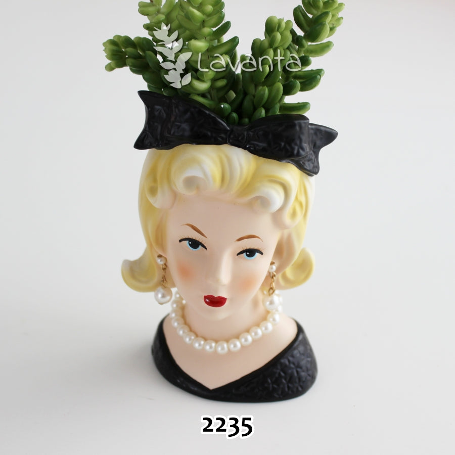 Kurdeleli Kız Saksı Kalıbı