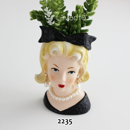 Kurdeleli Kız Saksı Kalıbı