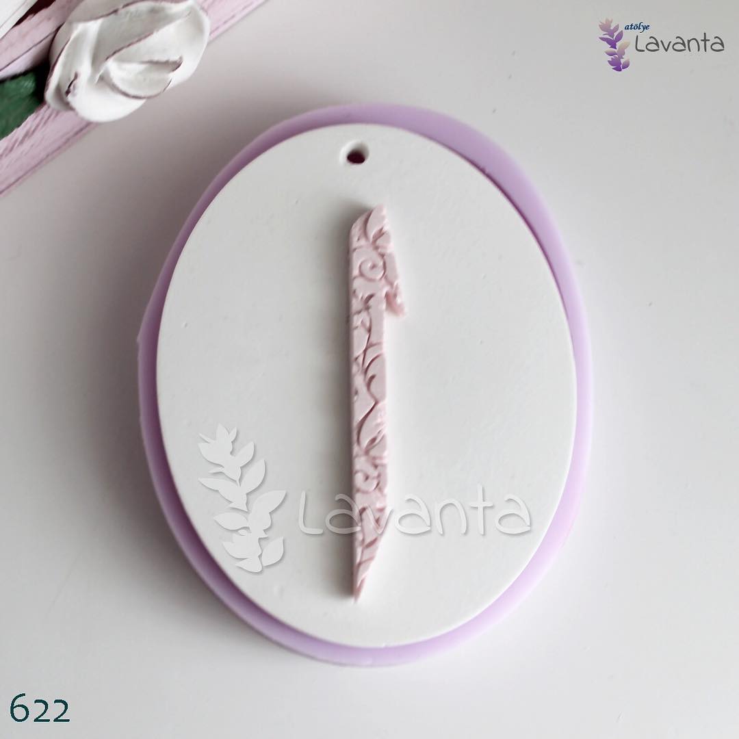 Oval Tabanlı İşlemeli Elif Silikon Kalıbı