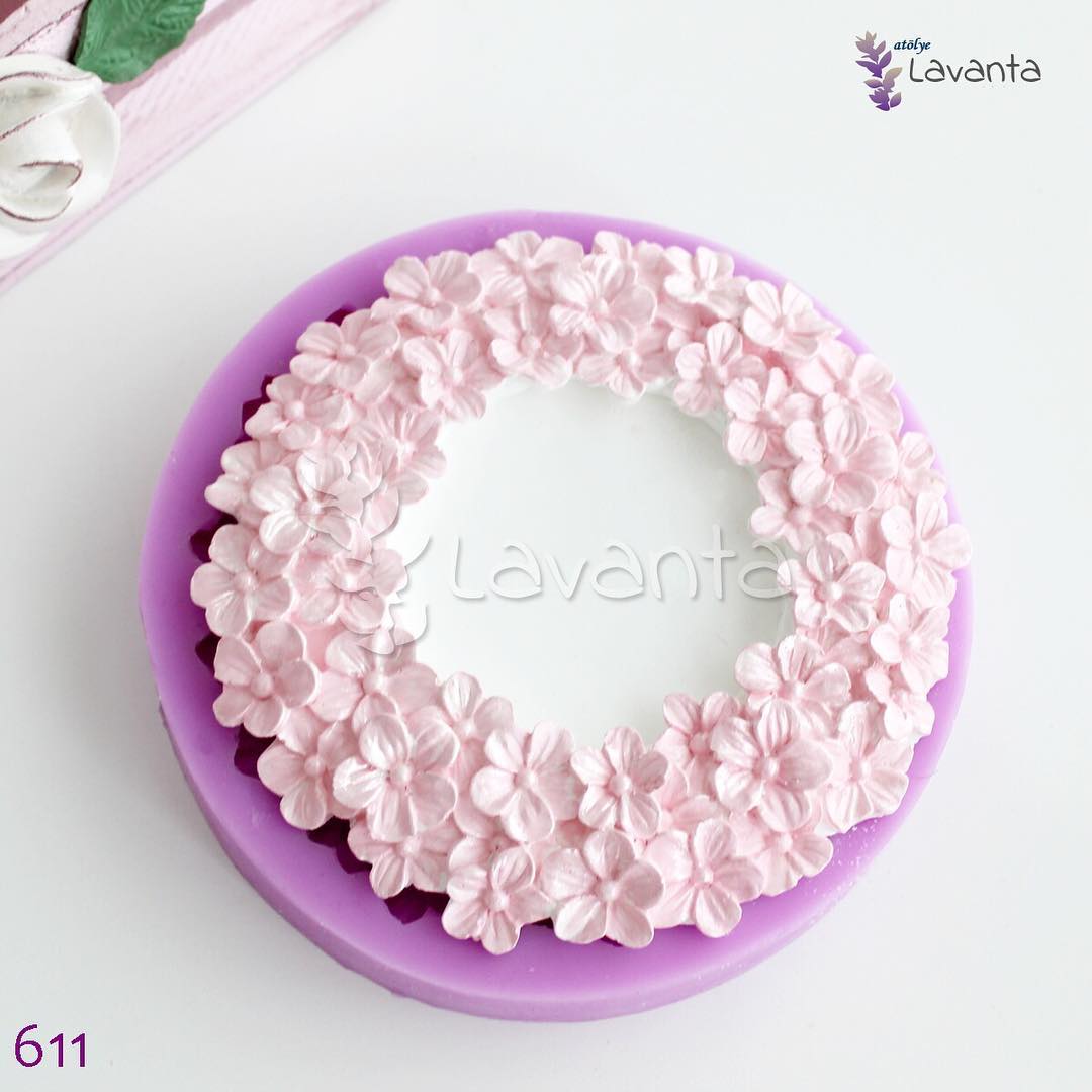 Papatyalı Yuvarlak Çerçeve Silikon Kalıbı