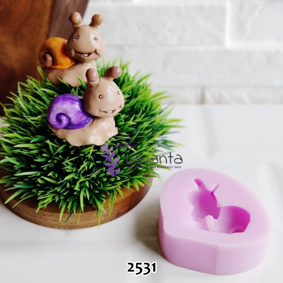 Salyangoz Saksı Dibi Kalıbı