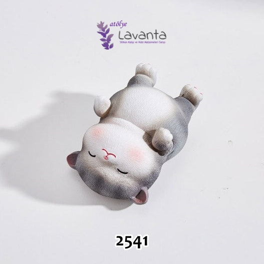 Yatan Tombul Kedi Kalıbı