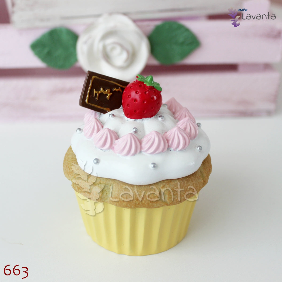 Çilekli Cupcake Kutu Silikon Kalıbı