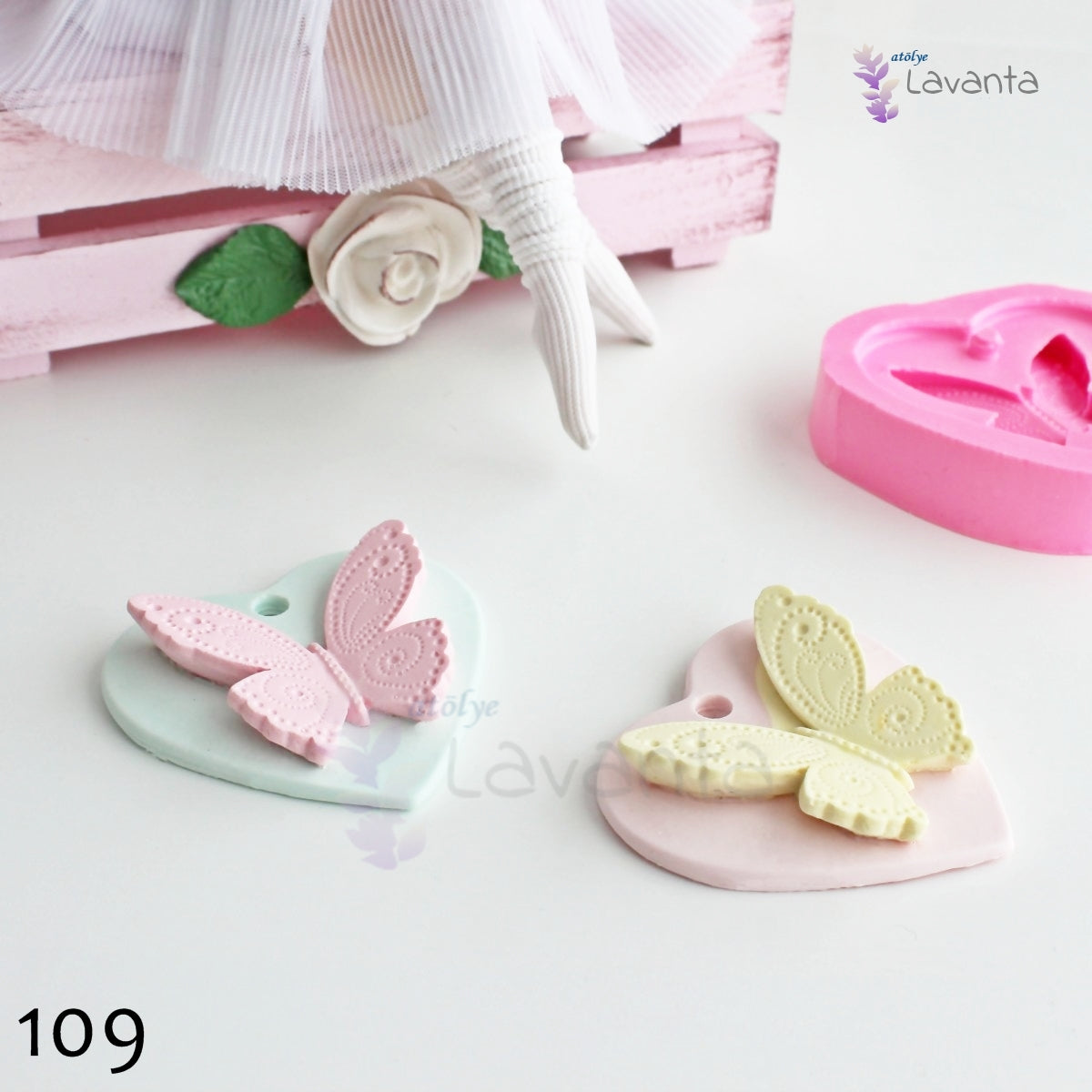 Kalp Üstünde Kelebek Silikon Kalıbı