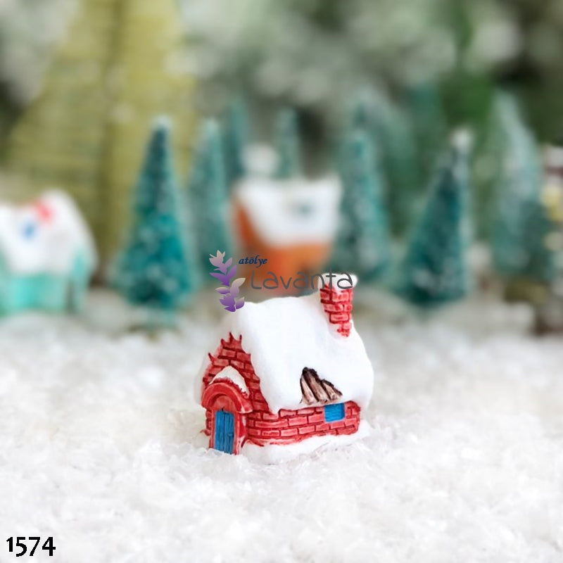 Teraryum Minyatür Karlı Kırmızı Ev Silikon Kalıbı