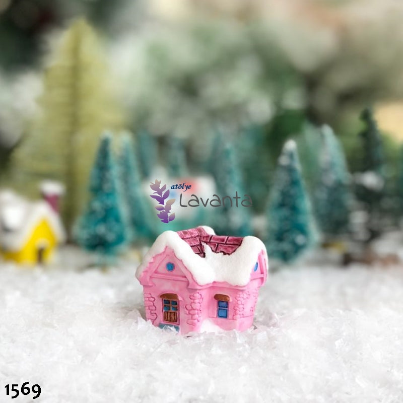 Teraryum Minyatür Karlı Pembe Ev Silikon Kalıbı